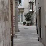 Mirabari Bed & Breakfast 3*