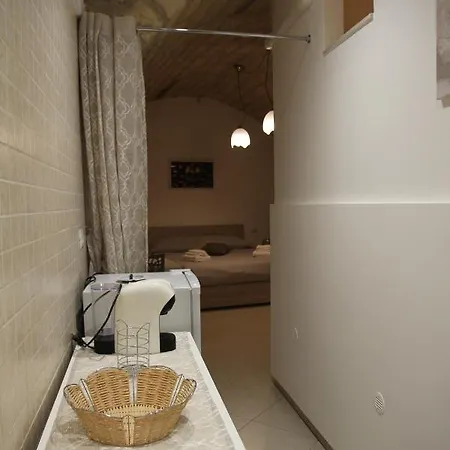 Bed and breakfast Mirabari Bari