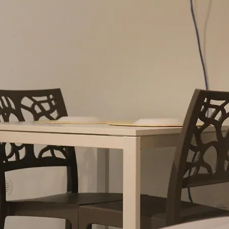 Bed and breakfast Mirabari 3*