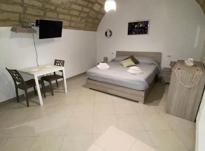 Mirabari 3* בארי