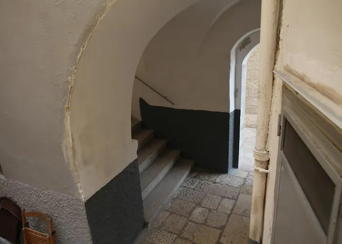 Mirabari לינה וארוחת בוקר 3*